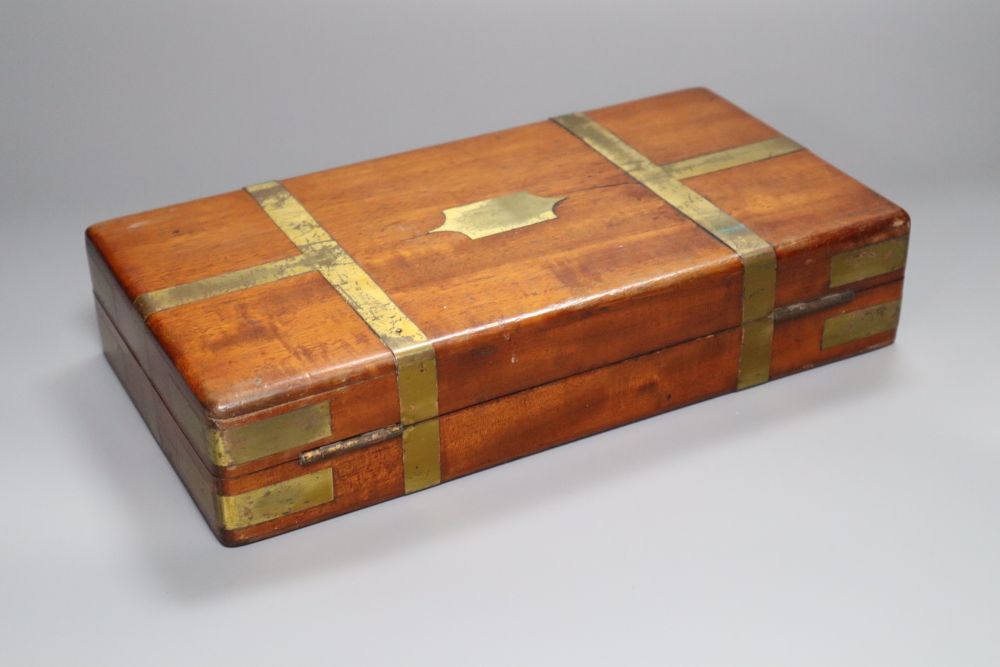 A mid 19th century mahogany and brass cased steel surgeons set, case 30cm